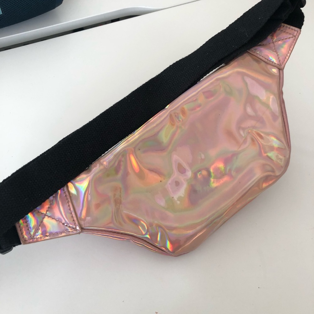 Fanny Pack - Picture 6 of 6